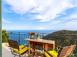 Sea side apartment between Nice and Monaco - 2, holiday rental in Villefranche-sur-Mer