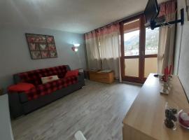 Agréable studio cabine à ST LARY SOULAN - 5 couchages, хотел в Сен-Лари-Сулан