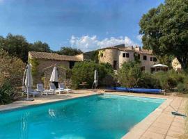 Magical Bastide, Provence, hotel en Fox-Amphoux