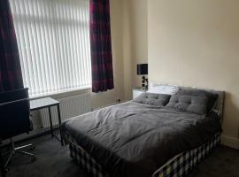 Bury 2, homestay in Tottington