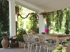 Villa Paradiso, holiday home in Pisciacavallo