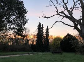 Ferienwohnung Apartment Doppelzimmer in der Villa Naturpark Rheinblick, ruhig, Aussicht, Pool, hotel a Coblenza