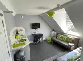 Rivendell Holiday Studios & Suite