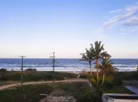 Apartamento Excelente Pé na Areia