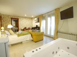 Apartamentos Chvictoria, hotel amb banyeres d'hidromassatge a Cuenca