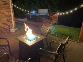 4BR Walk-in - Pool Table - Fire Pit - FREE TICKETS INCLUDED - DV164