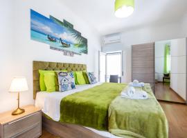 Luxury 3 Bedroom Apartment - Portimão, khách sạn ở Portimão