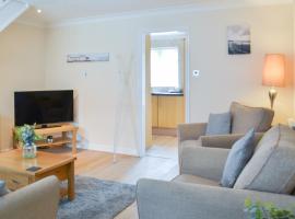 Filey Central Two - Uk42903, vacation home in Filey