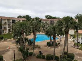 Biloxi Beach Condo-B