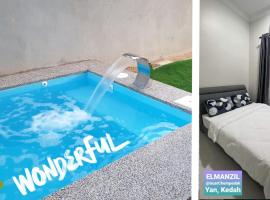 El Manzil Homestay with Pool, luksuslik telkimispaik sihtkohas Guar Chempedak