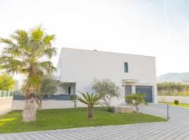 Villa Castelli, Apartment with Pool, Kastela