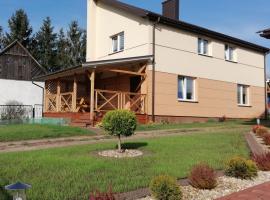 Apartament z tarasem, hotel in Bodzentyn