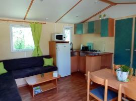 CAMPING LE BEL AIR Mobil home L'OLIVIER 4 personnes, campsite in Limogne-en-Quercy