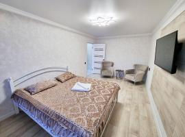 Люкс в центре – hotel w mieście Uralsk