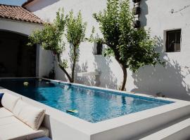 Casa Pereirinha \ Pateo House, vacation rental in Vidigueira