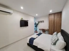 Lovely Kozi Square Studio 1 Bedroom with Pool LV7E