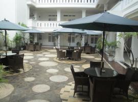 Ramayana Hotel, hotel near Sultan Hasanuddin International Airport - UPG, Makassar