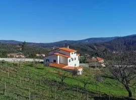 Casa Colina Troviscainho