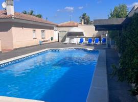 Willa con piscina, hotel em El Vendrell