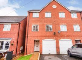 Bulkington Lodge Coventry - Affordable Cosy Double & En-Suite Rooms, Hotel in Bulkington
