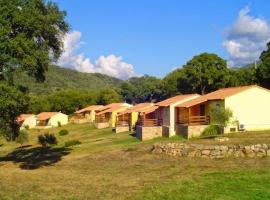 Maison au calme avec piscine et climatisation, vakantiehuis in Sollacaro