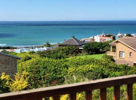 JBay Surfed Out, villa in Jeffreys Bay