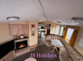 JS Holidays The Westmorland Lagganhouse, hotel s parkiriščem v mestu Ballantrae