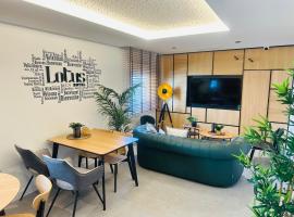 칼다스 데 레이스에 위치한 호텔 HOTEL LOTUS