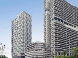 2206 Encorp Marina Elegance suite netflix By STAY