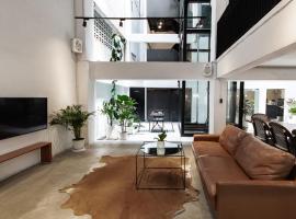 Chocolate box mint, hotel in Bangkok