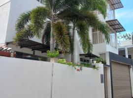 The Anchorage Villa - Negombo, villa en Negombo