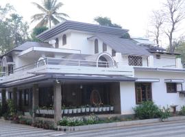 Misty Retreat (Pragati House), vacation rental in Madikeri