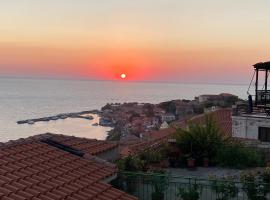MOLYVOS BOUTIQUE HOUSE、ミティムナの温泉宿