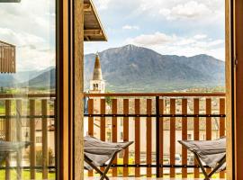 2 Camere Panoramico nelle Dolomiti Bellunesi, hotelli kohteessa Pedavena