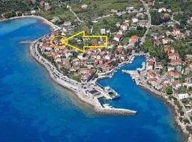 Apartment Ivica - 50 m from sea