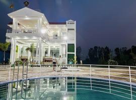 RD Palace and Resort – pensjonat w mieście Lucknow