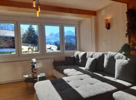 Apartment Chalet Im sunnigen Usblick, hotel a Wengen