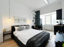 Town Spot - Premium Studio - Sanador Victoriei, hotel near Museum of Romanian Peasant, Bucharest