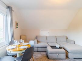 PRIME SPOT FOR ASCOT & WINDSOR - 2 BEDROOMS, hotel di Ascot