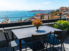 Ando Living - Taksim Gumussuyu Townhouse, hotel malapit sa Dolmabahce Clock Tower, İstanbul
