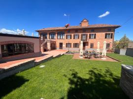 Cascina La Badia, B&B sa Montegrosso dʼAsti