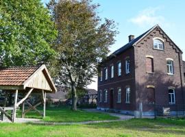 Das alte Herrenhaus auf dem Bio-Bauernhof，凱沃拉爾的飯店