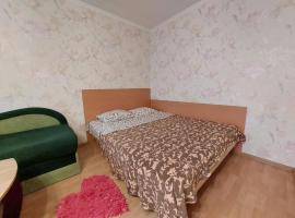 Апартаменти економ, vacation rental in Lutsk