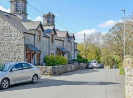 Bellringers Cottage, Llandegla, holiday rental in Llandegla