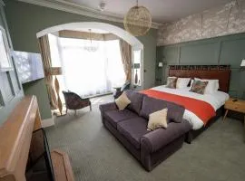 Victoria Hotel by Chef & Brewer Collection