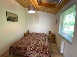Chambre d hotes, hotel with parking in Mesves-sur-Loire