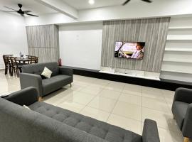 Manjung Vermogen Stay-Wi-Fi+KTV(Near Aeon), alquiler vacacional en Sitiawan