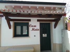 Hostel & Rooms Casa Maia, εξοχική κατοικία σε Padron