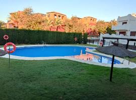 Appart cosy Golf Garden Casares, casa de praia em Casares