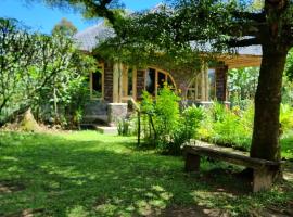 Mutolere Coffee Pot Guest Houses, feriebolig i Kisoro